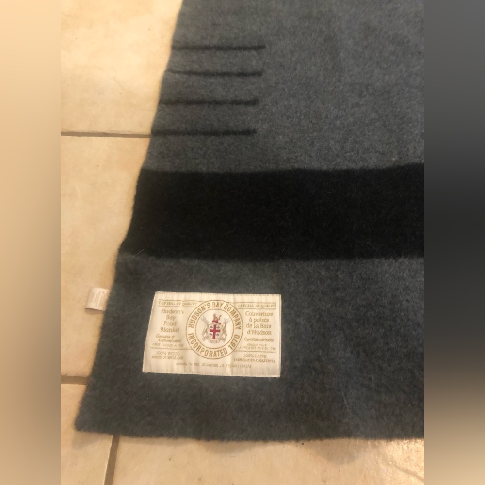 Hudson Bay 4 point 100% wool blanket made in England MINT